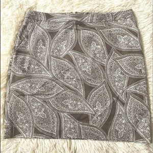 Banana Republic Taupe paisley pencil skirt , Size 10